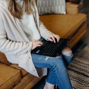 photo-1543269866-8cd2dfe969d6.jpeg photo-1543269866-8cd2dfe969d6.jpeg